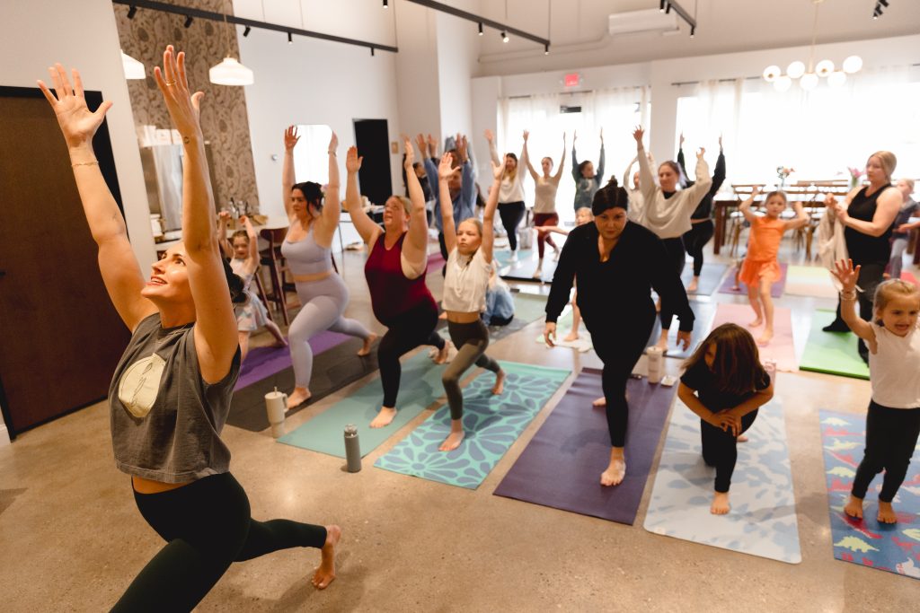 motherhood event mettamoxie motherdaughteryoga mothersday event