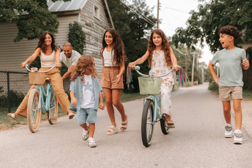 family session - backyard fun with bikes